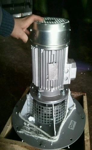 Двигатель к тепловому вентилятору печи Ротор-Агро - основное фото
